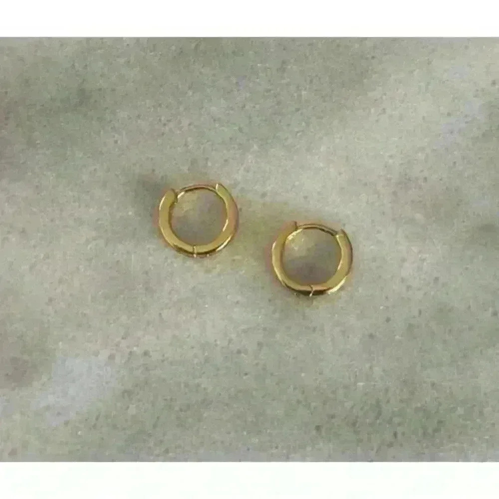 COPY - COPY - Gold Crystal Thick Small Huggie Hoop Earrings Brand New - Picture 3 of 4
